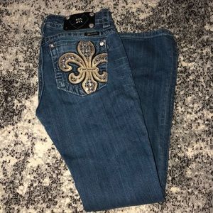 Miss Me Bootcut Jeans 🌸